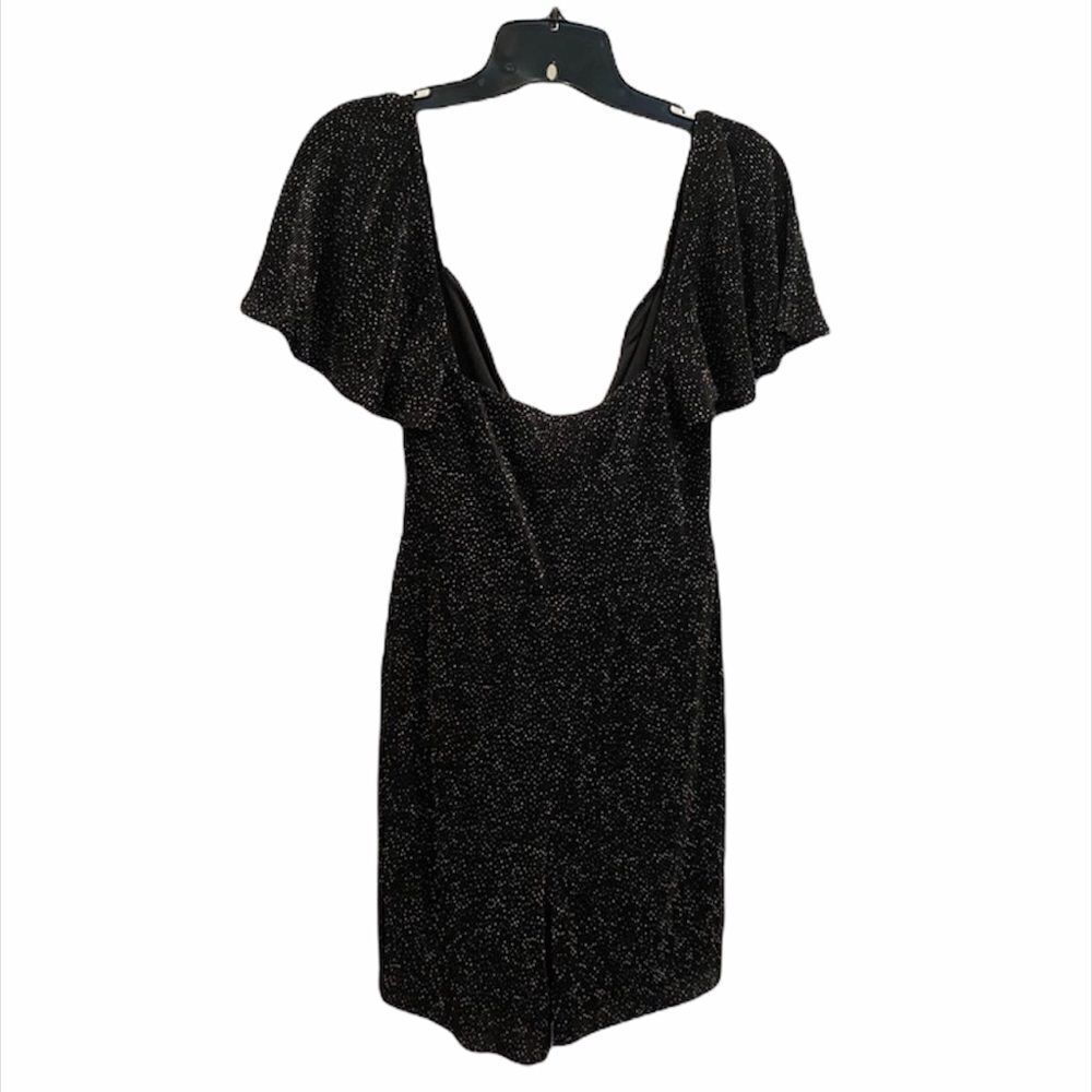 ✨Express Pleated Wrap Front Romper✨ - Picture 4 of 5